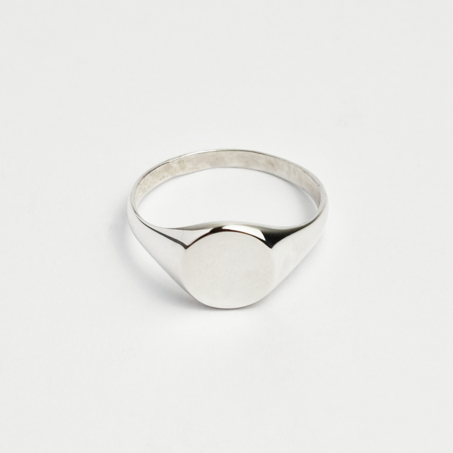 Round Signet Ring