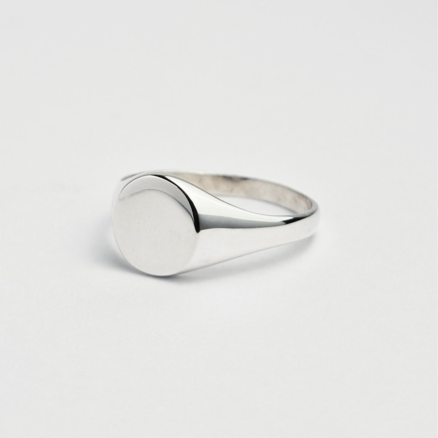 Round Signet Ring